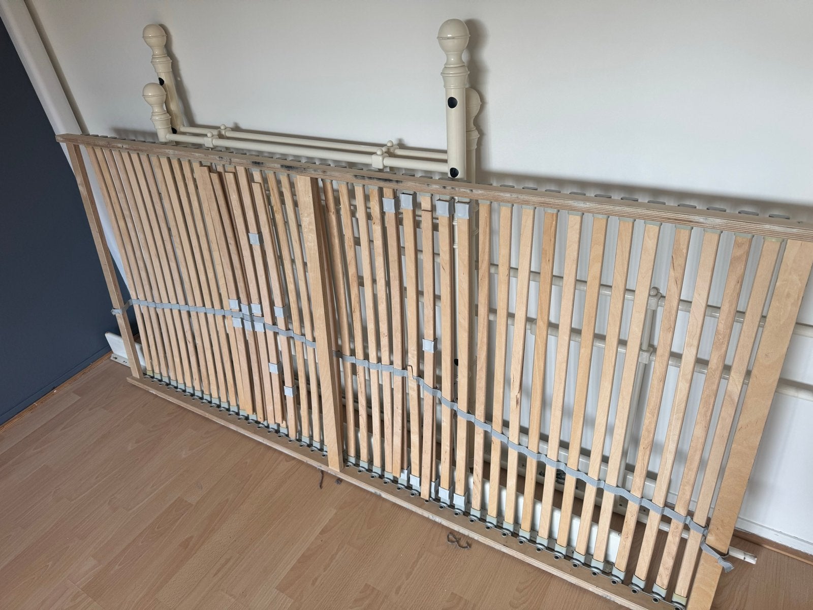 IKEA Hemnes bedbank (wit) met lattenbodem en matras, Ophalen, Gebruikt, 90 cm, Eenpersoons