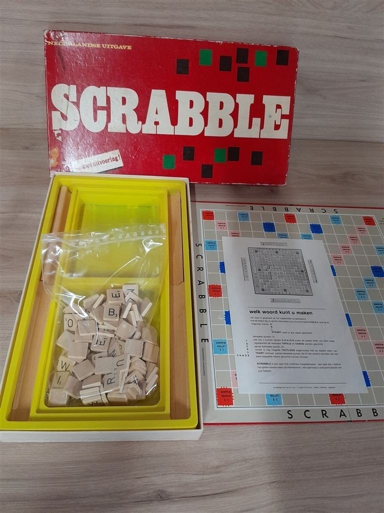 scrabble mindere doos houten letters [s1245], Verzenden, Zo goed als nieuw