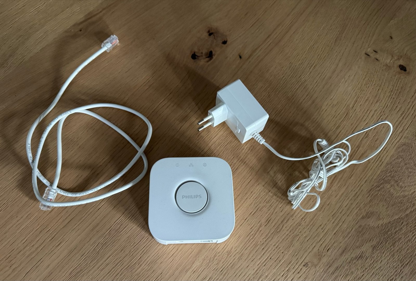 Philips Hue Bridge V2 met adapter en ethernetkabel, Huis en Inrichting, Lampen | Overige, Ophalen, Gebruikt