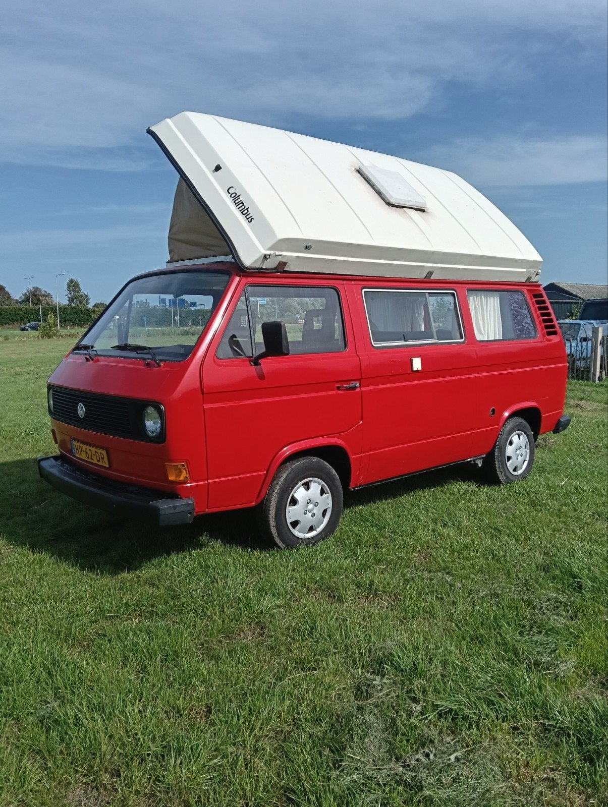 Leuke knusse Volkswagen T3 buscamper met hefdak, Caravans en Kamperen, Campers, Volkswagen, Bedrijf, Handgeschakeld, Bestuurdersdeur