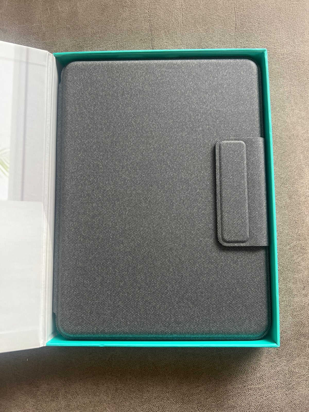 Logitech Folio Touch Keyboard Case iPad Air 4/5, Computers en Software, 10 inch, IPad Air (4th & 5th generation), Nieuw, Bescherming voor- en achterkant