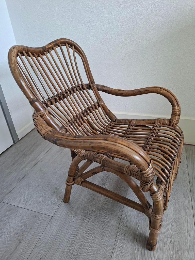 Vintage rotan kinderstoeltje - Perfect voor kinderkamer, Kinderen en Baby's, Kinderstoelen, Ophalen, Gebruikt, Overige typen