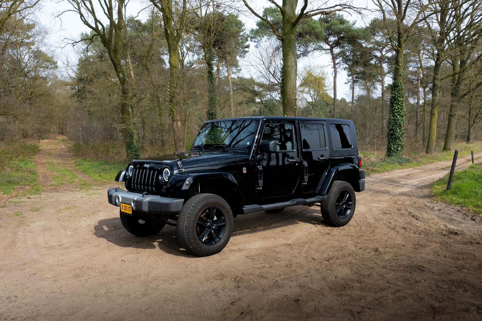 Jeep Wrangler Youngtimer 3.8 auto. Hardtop, Auto's, Jeep, Automaat, Stof, Metallic lak, Zwart