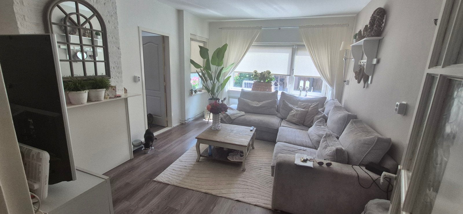 Ribstof Hoekbank in Beige - Comfortabel en Stijlvol, Huis en Inrichting, Ophalen, Gebruikt, 100 tot 125 cm, Hoekbank
