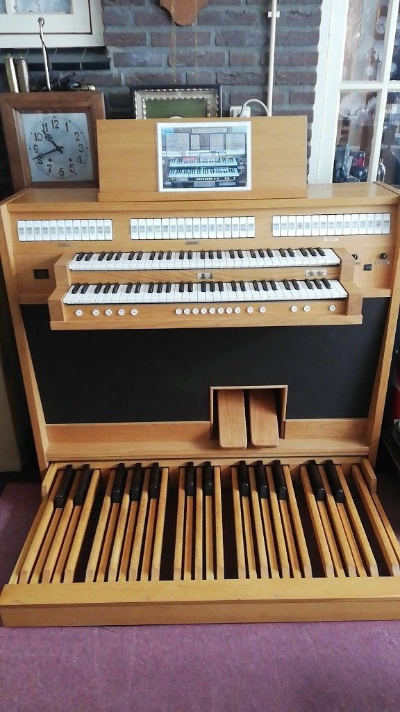 Eminent Amadeus 20LX Occasion bij Muziek Center Roosendaal, Verzenden, Zo goed als nieuw, 2 klavieren, Orgel