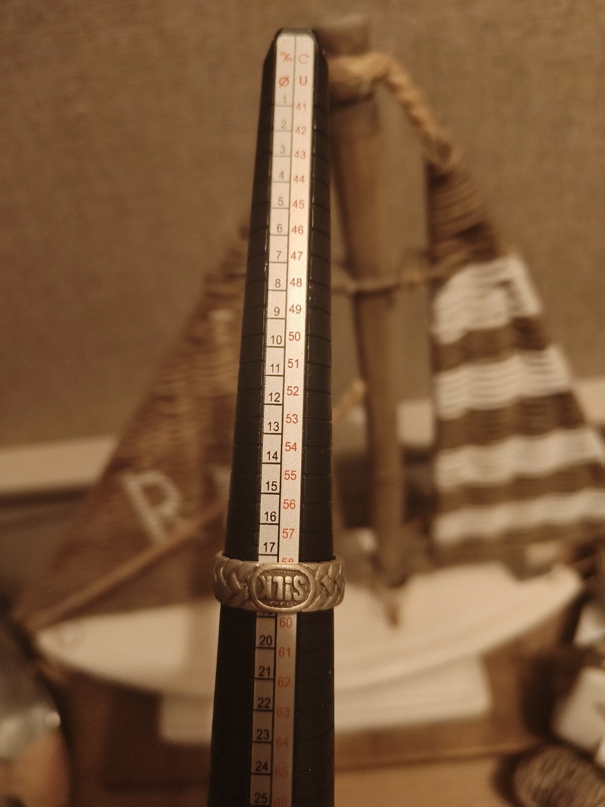 Silk ring, Ophalen, Overige materialen, Zo goed als nieuw, 17 tot 18