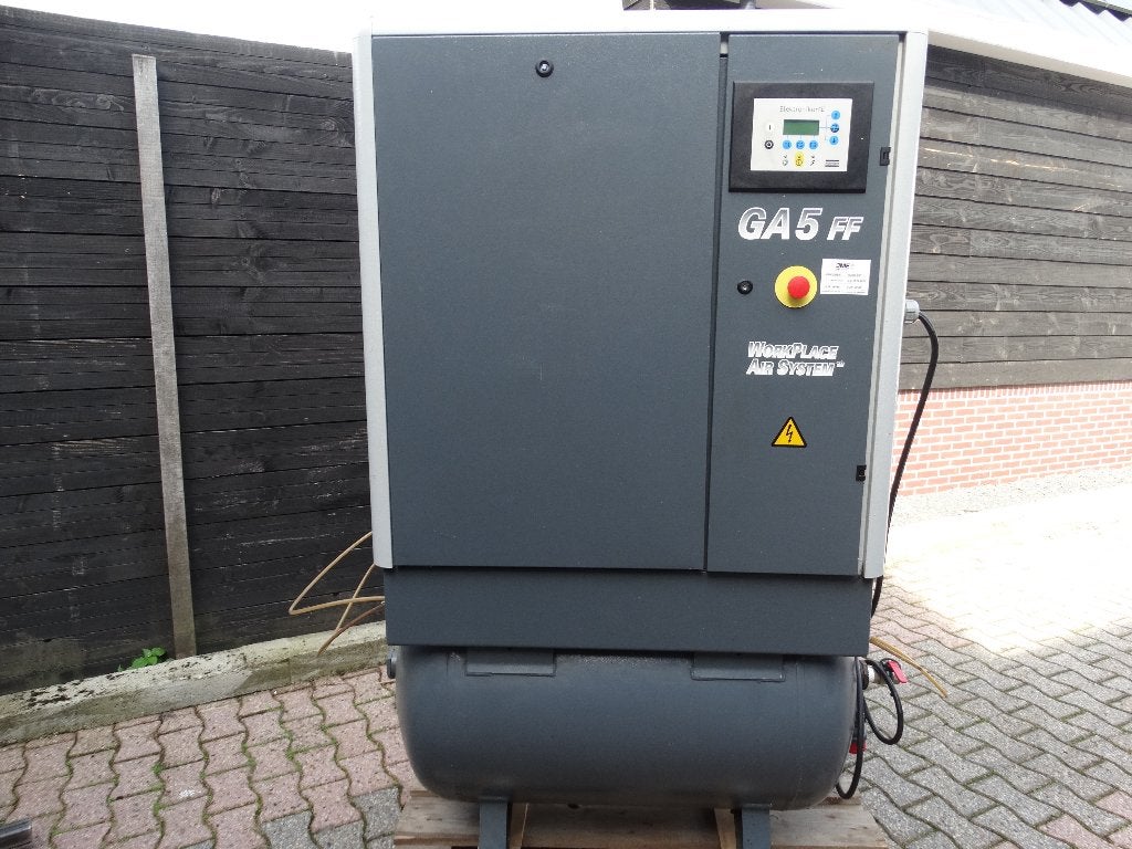 schroef ATLAS COPCO 5,5KW met DROGER OP 250 KETEL, Doe-het-zelf en Verbouw, Minder dan 25 liter, Ophalen of Verzenden, Zo goed als nieuw