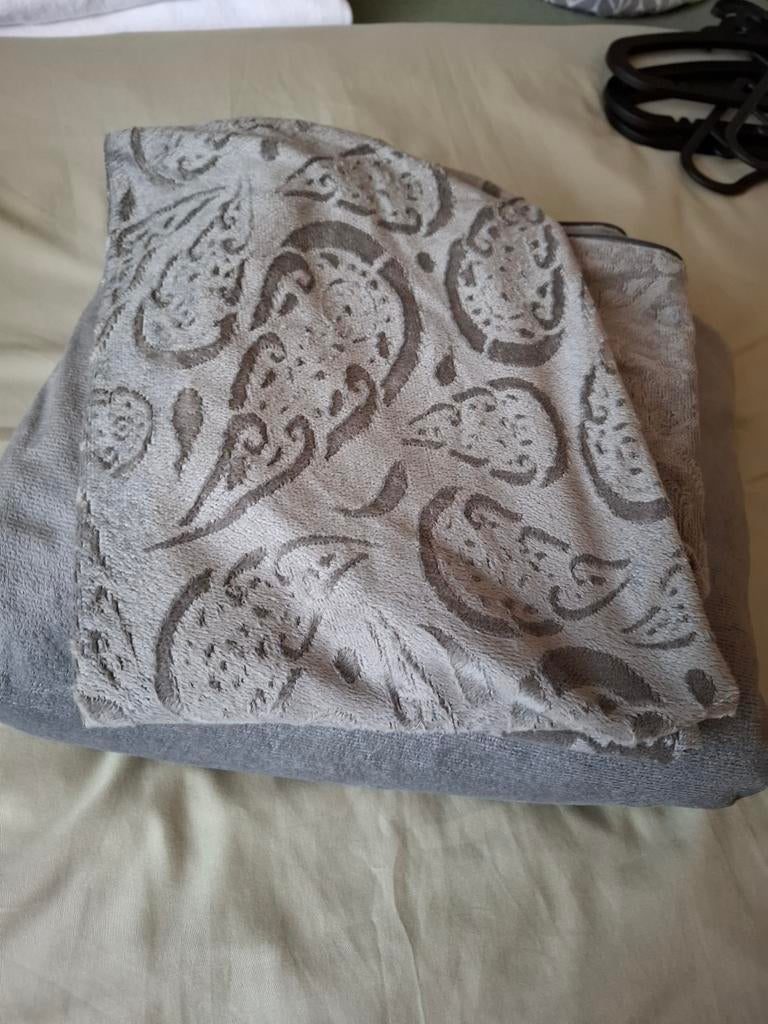 Dekbedovertrek 240x220 (rits stuk), Ophalen, Dekbedovertrek, Tweepersoons, Zo goed als nieuw