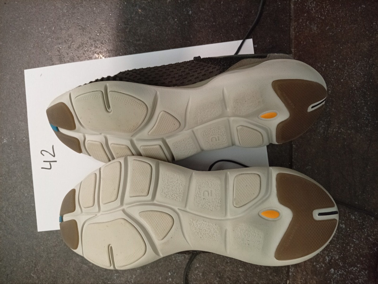 Kalenji schoenen, binnen sport maat 42, Ophalen of Verzenden, Zo goed als nieuw