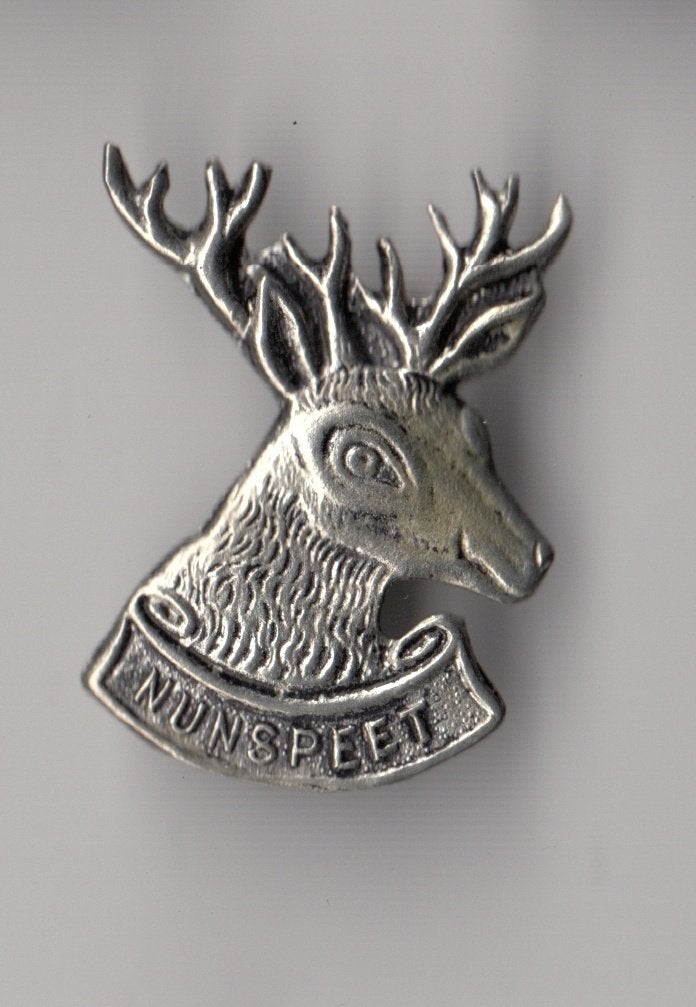 Nunspeet Hert broche, Gebruikt, Niet vindbaar, Niet vindbaar, Speldje of Pin