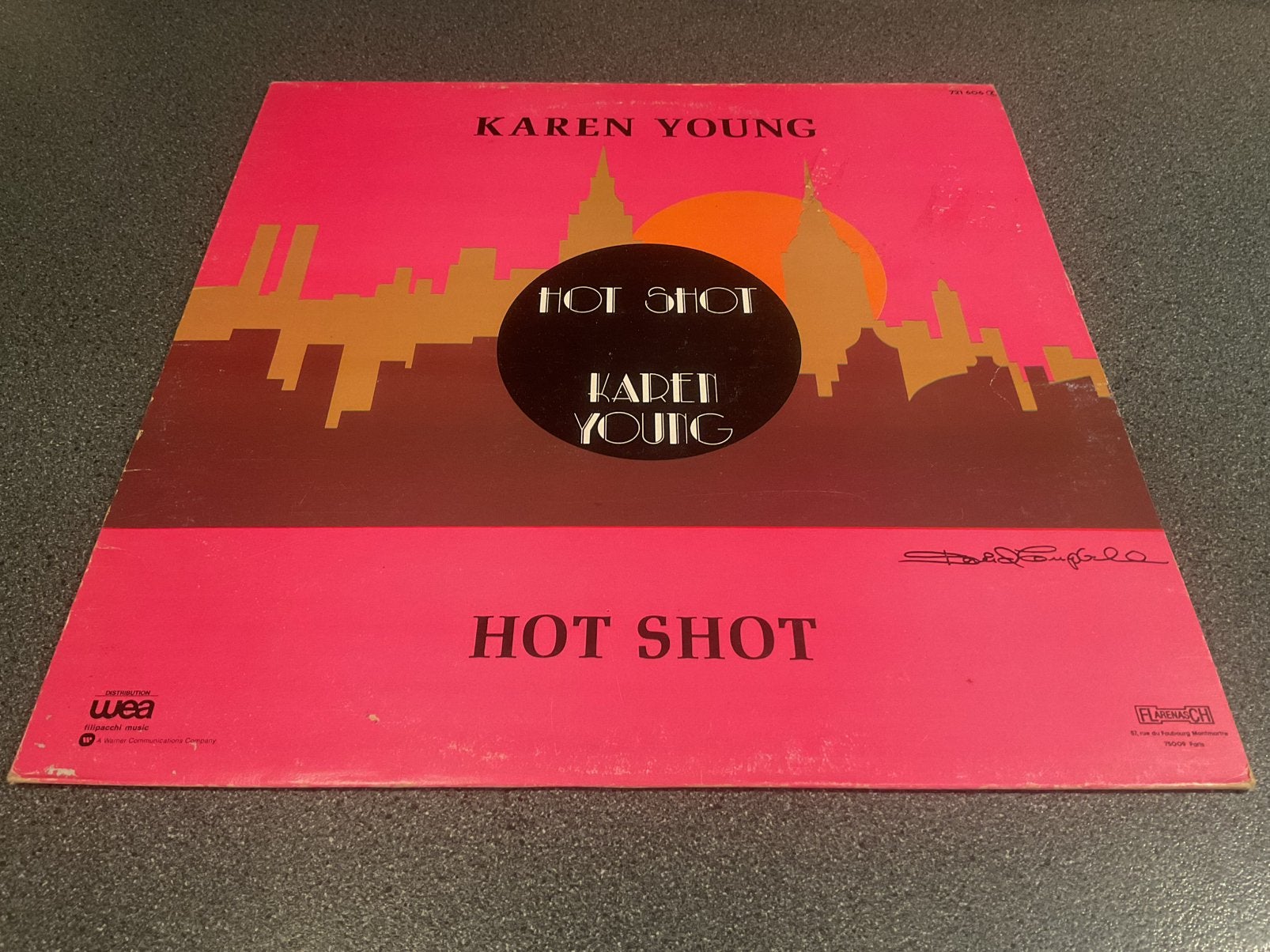 Karen Young - Hot Shot Vinyl 12” Single, Ophalen of Verzenden, Gebruikt, 12 inch, LP