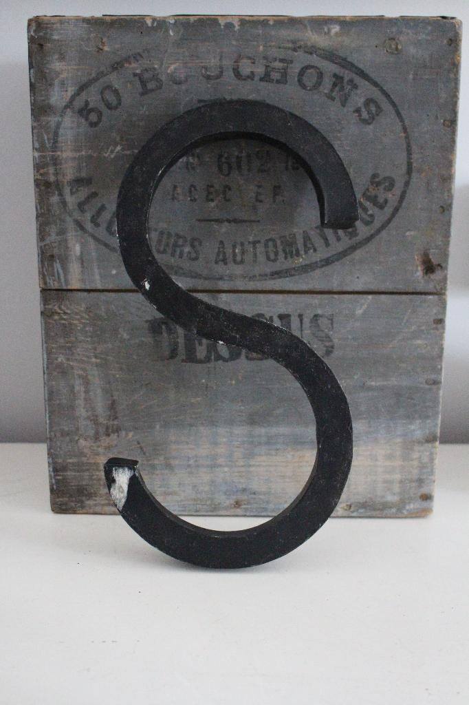 Sleets zwart metalen letter S *Pronck & Praal*, Ophalen of Verzenden