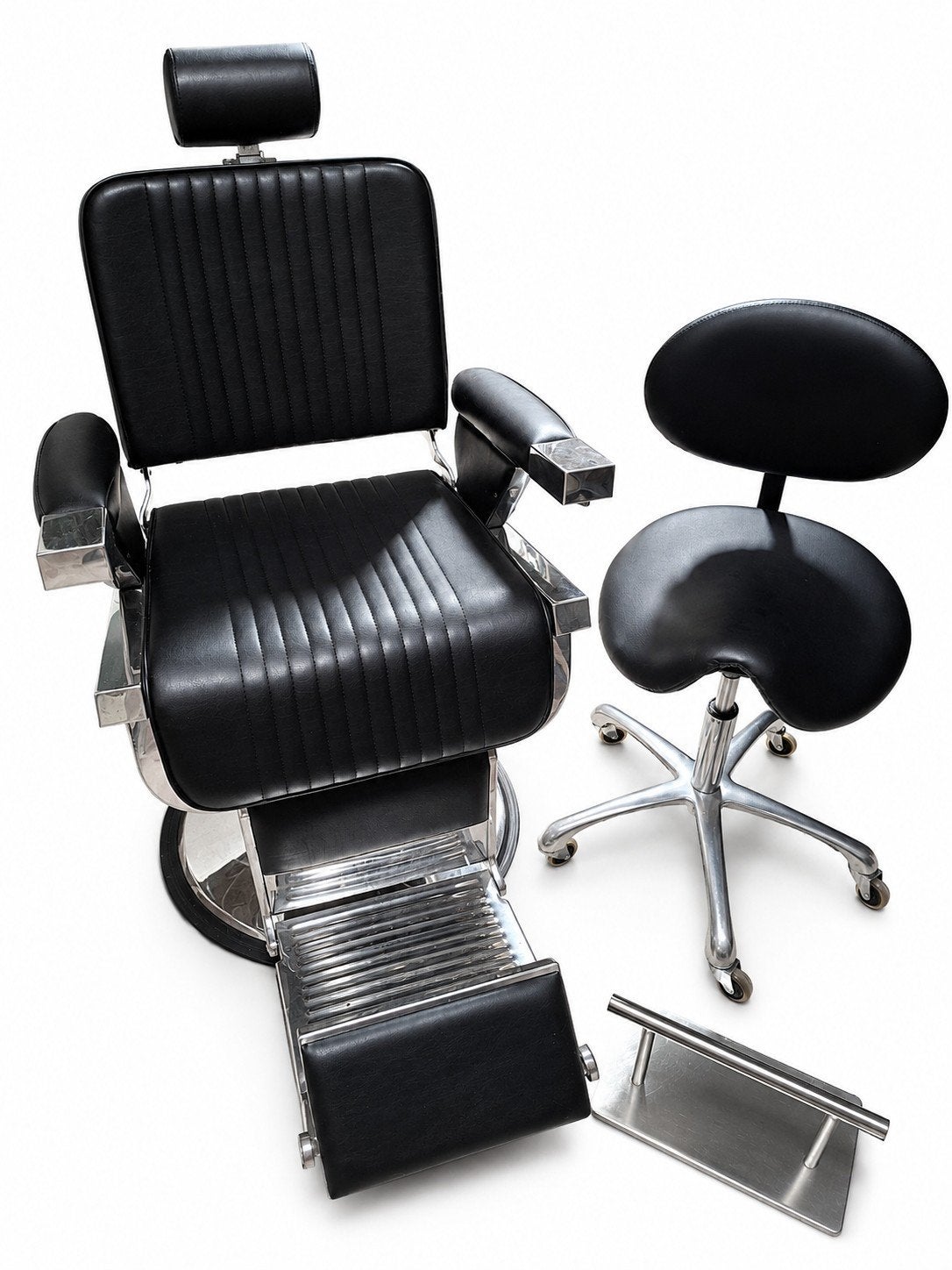 Barberchair,  kruk en voetsteun (set), Ophalen, Zo goed als nieuw, Zwart, Eén