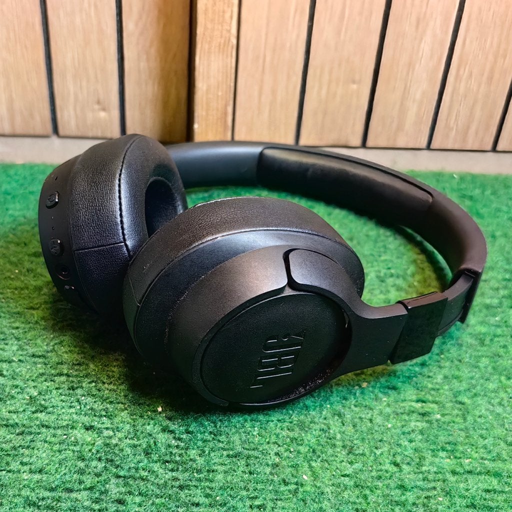 JBL Tune 760NC Bluetooth Headset - In Nette Staat, JBL, Zo goed als nieuw, Support@jbl.com, 400 Atlantic Street
Stamford, CT 06901
USA