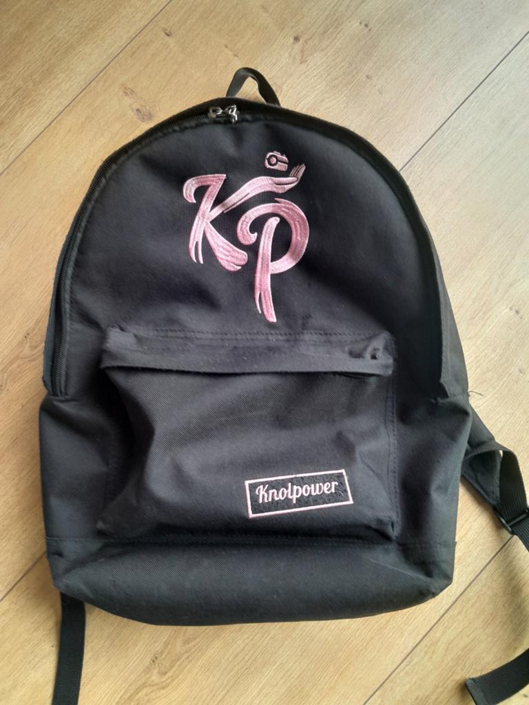 Knolpower rugzak - Zwart met roze logo, Ophalen of Verzenden, Gebruikt, 25 tot 40 cm, Overige merken