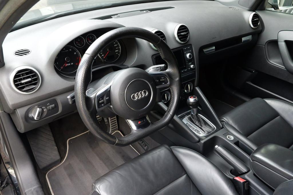 Audi RS3 Sportback 2.5 T quattro Pro Line Leder|Stoelv|Elekt, Auto's, Audi, Automaat, Euro 5, Gebruikt, Zwart