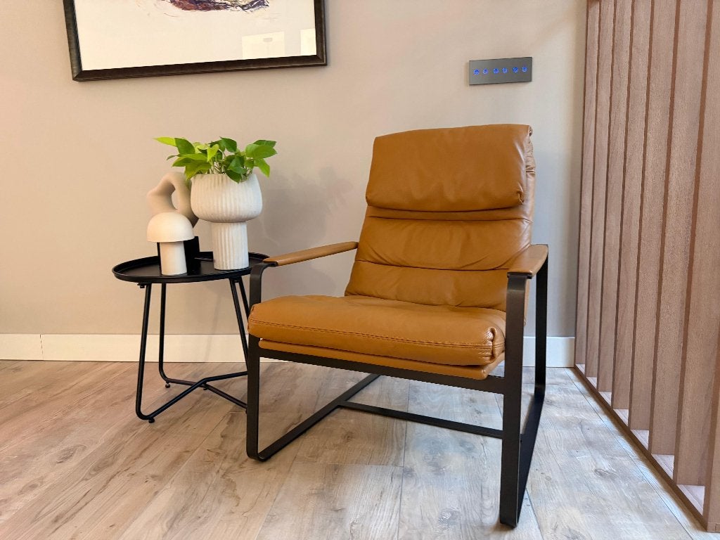 Leolux Indra fauteuil – Leder Ceras Brandy – Nieuwstaat, Ophalen, 75 tot 100 cm, Zo goed als nieuw, Pode
