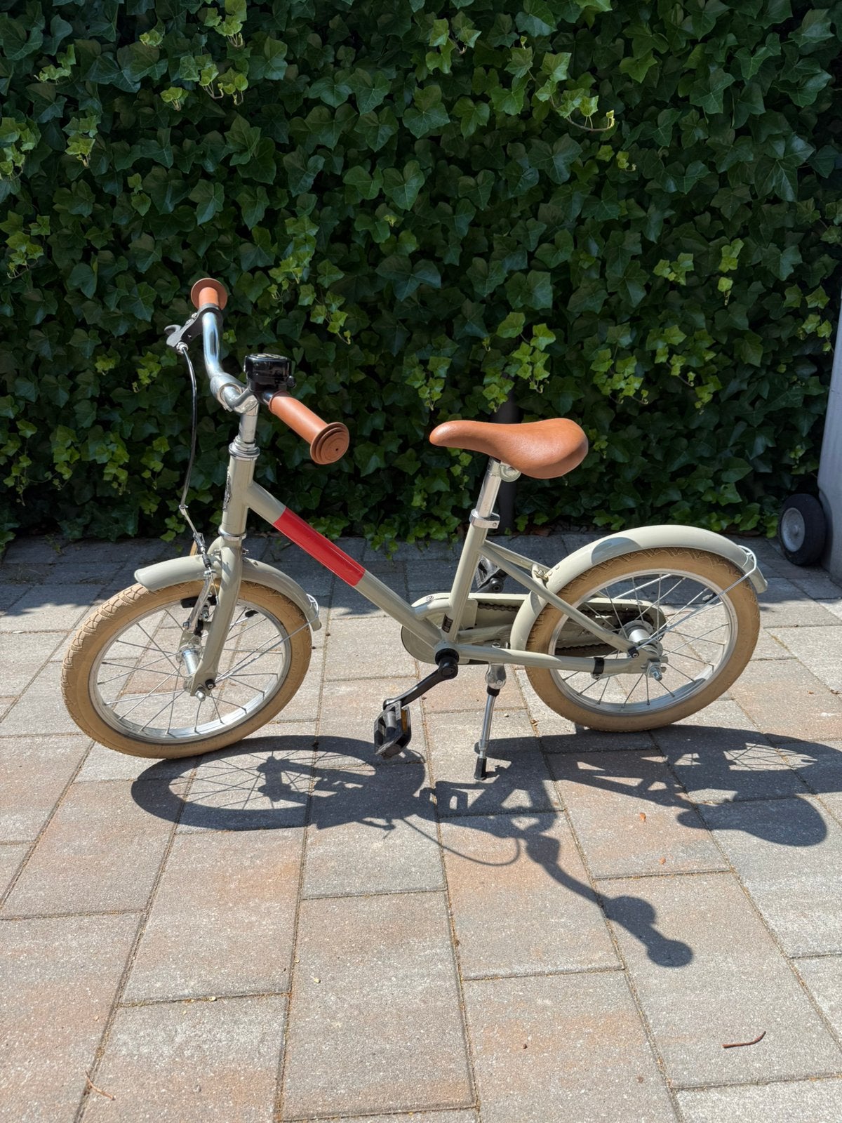 Veloretti Maxi 16 inch, Fietsen en Brommers, Fietsen | Kinderfietsjes, Ophalen, Zo goed als nieuw, Terugtraprem, 16 tot 20 inch