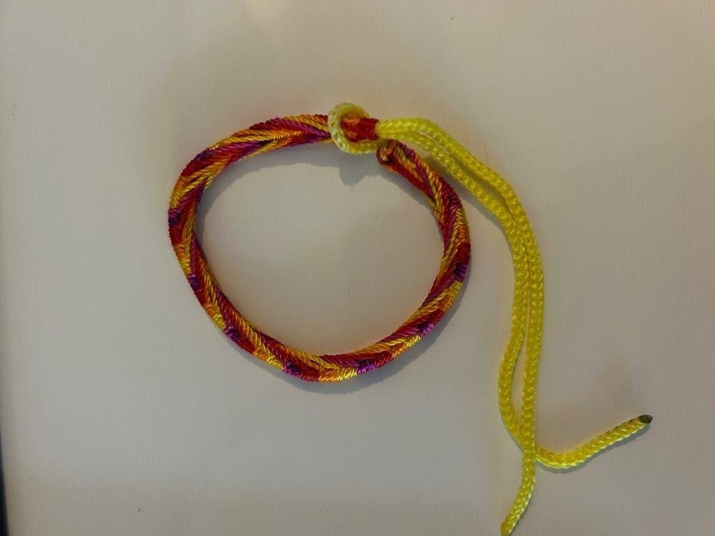 Leuke Ibiza boho touw armbandje, Ophalen of Verzenden, Gebruikt, Overige materialen