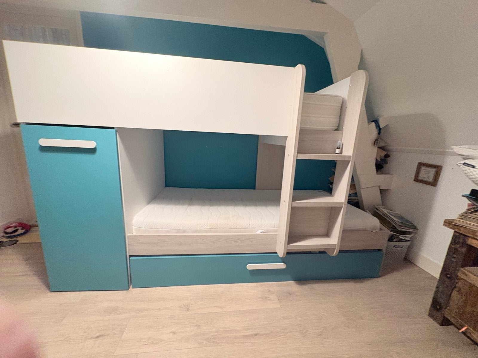 Stapelbed Anthony met 3 slaapplekken en opbergruimte, Ophalen, Gebruikt, 90 cm, 190 cm of minder
