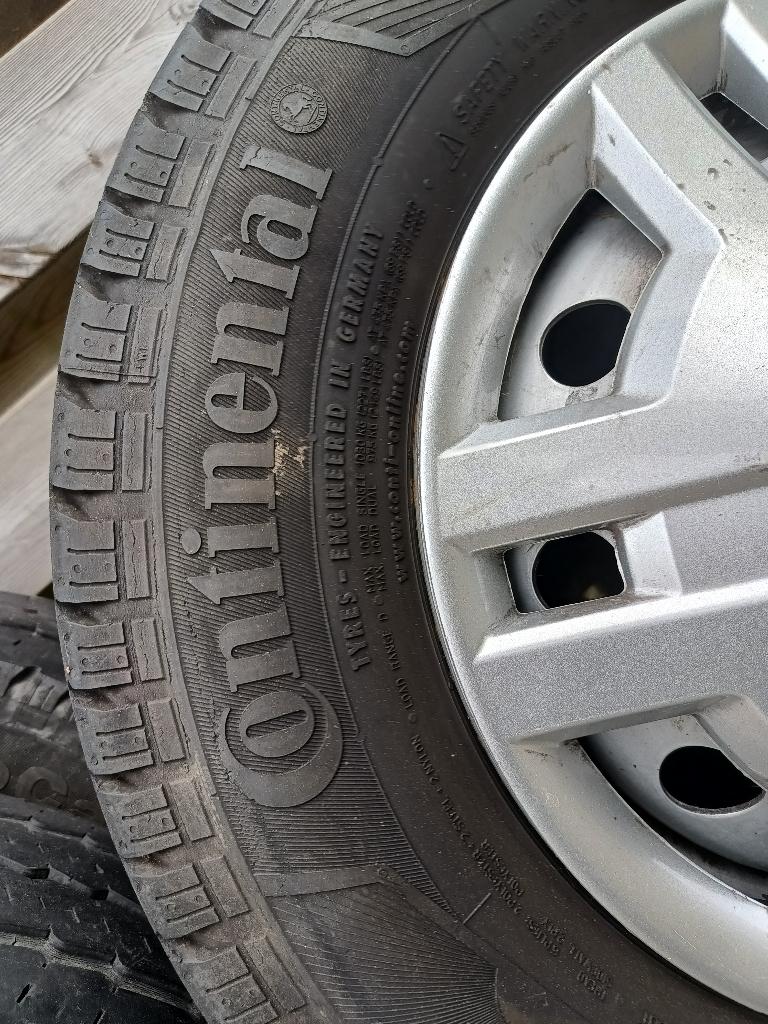 4x Camperband+ velg+ wieldop Continental 215x70xR15, Ophalen, Gebruikt