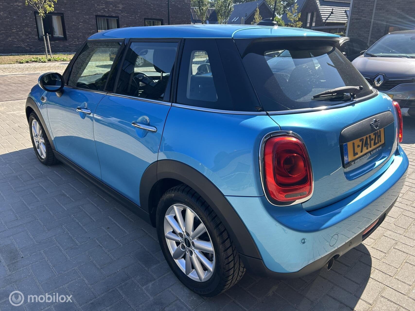 Foto 4 van Mini 5-Deurs 1.5 One Chili Stoelver Carplay Keyless