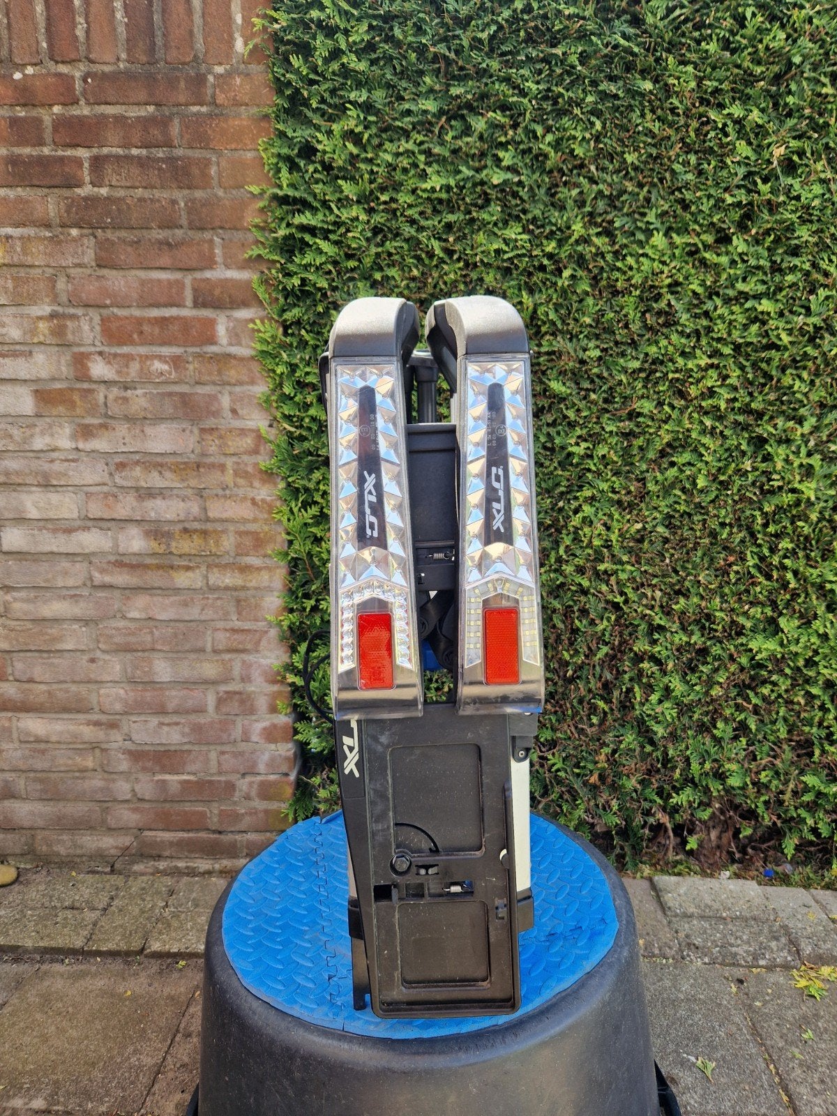 Nette XLC Azura Led Fietsendrager inklapbaar voor 2 E-bikes, Ophalen, Gebruikt, 2 fietsen, Trekhaakdrager