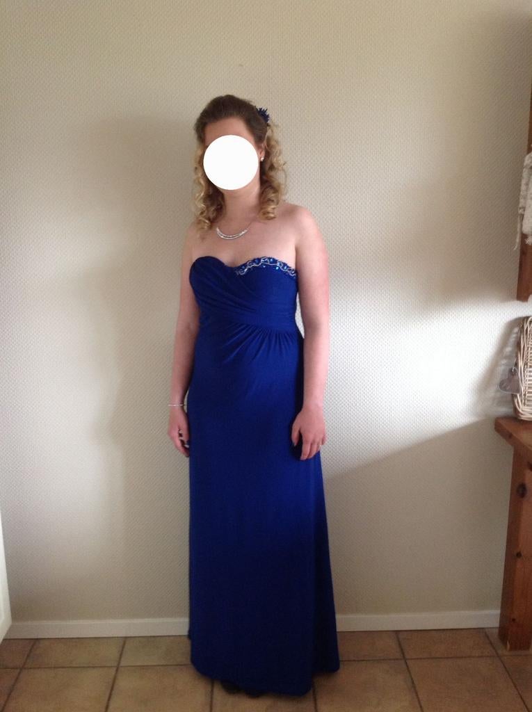 Prachtige blauwe galajurk, strapless, Maat 38/40 (M), Galajurk, Blauw, Ophalen of Verzenden