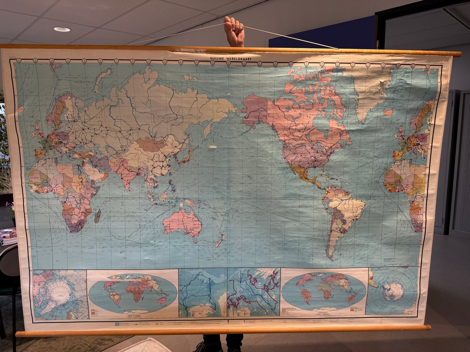 Vintage Wereldkaart op Rol - Decoratieve Wandkaart, Landkaart, 1800 tot 2000, Wereld, Ophalen
