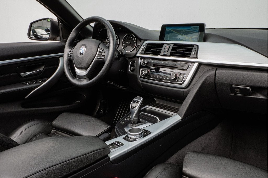 BMW 4 Serie Cabrio 420i Aut. Centennial High Executive Sport, Auto's, BMW, Automaat, 1998 cc, Achterwielaandrijving, Gebruikt