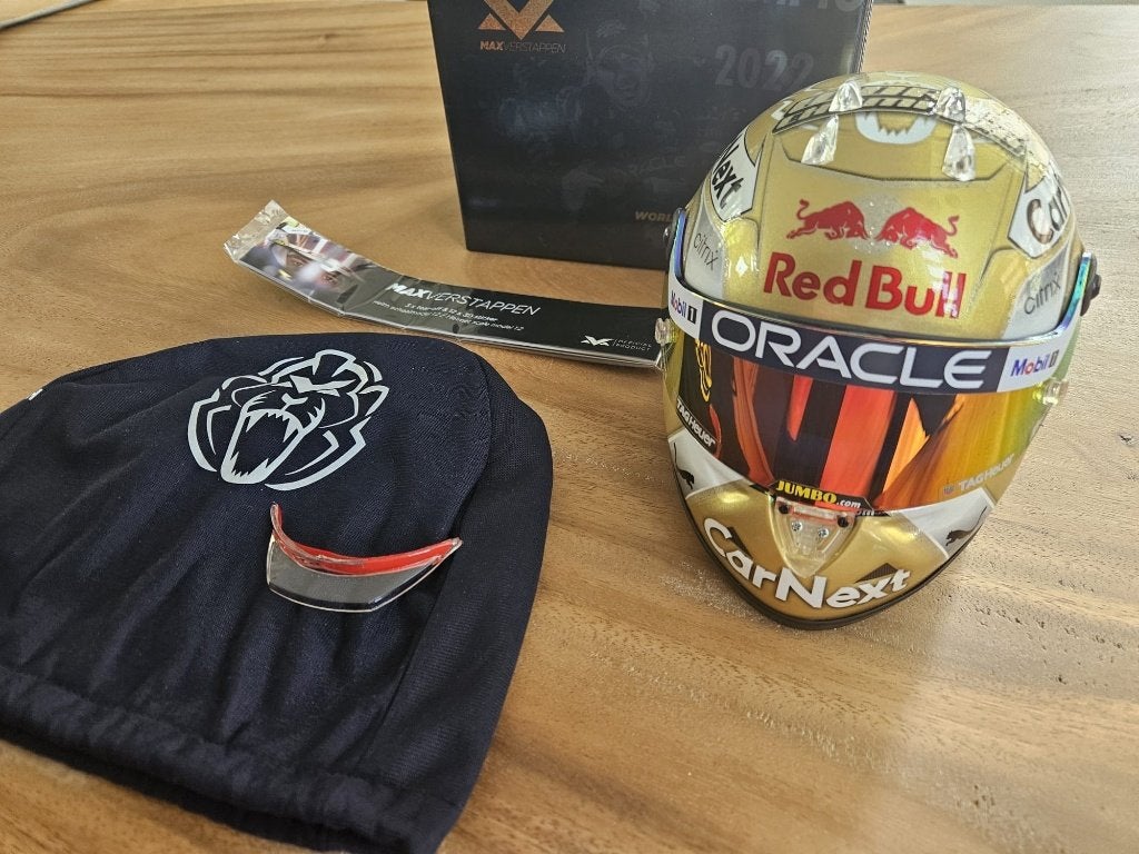 Max Verstappen 1:2 world champion helm 2022 F1, Ophalen of Verzenden, Nieuw, Formule 1