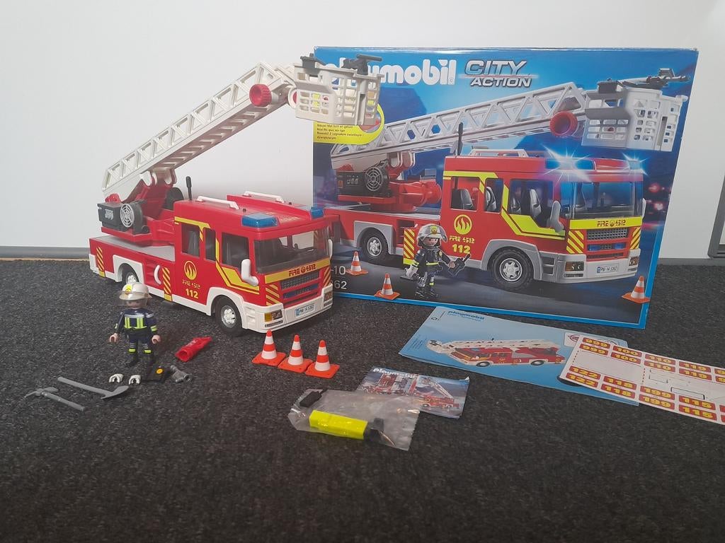 Playmobil 5362 Brandweerwagen met uitschuifbare ladder, Ophalen of Verzenden, Zo goed als nieuw, Complete set