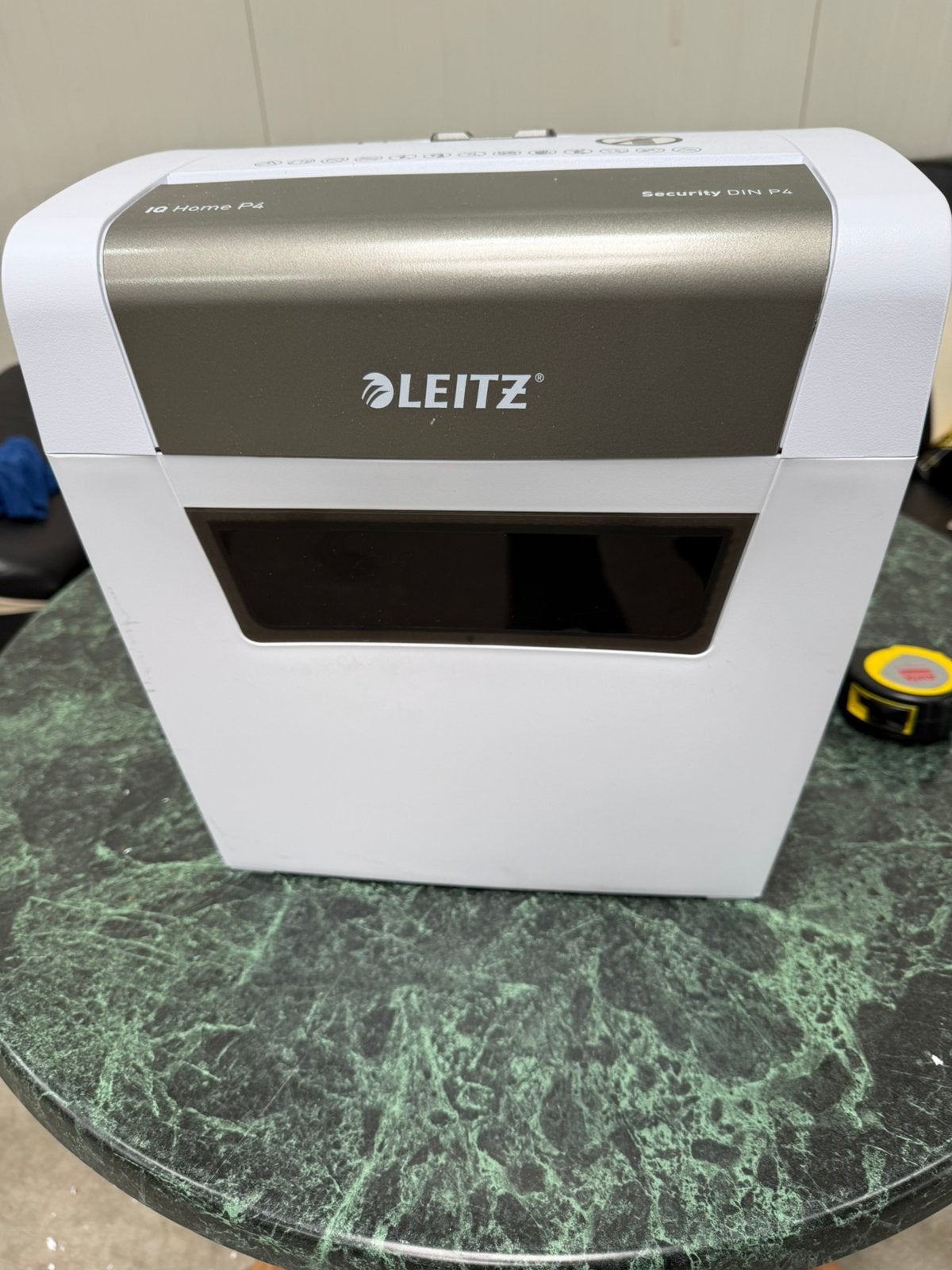 Leitz IQ Home P4 papiervernietiger / shredder 8034, Ophalen, Zo goed als nieuw