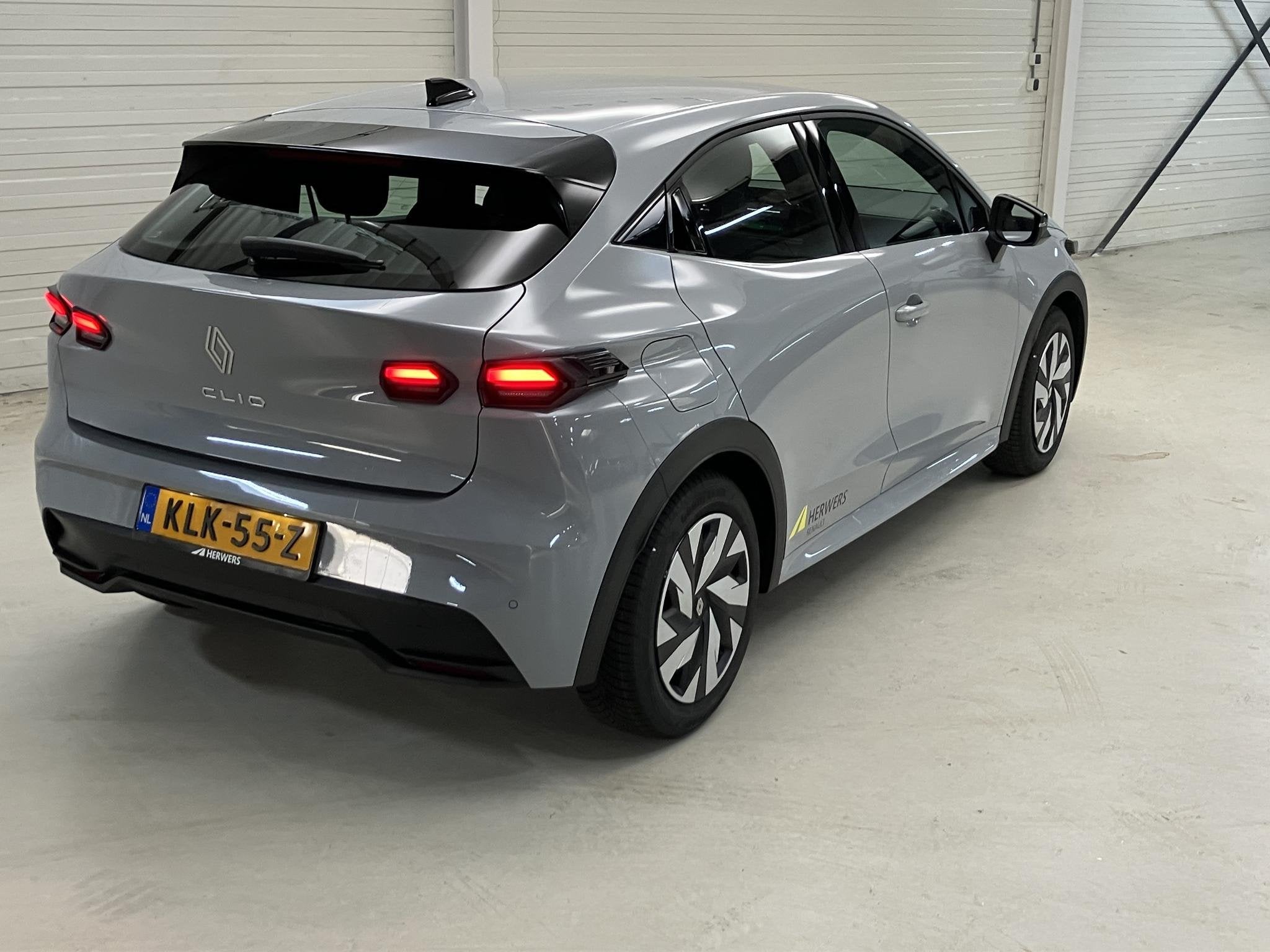 Renault Clio 1.2 TCe 115 evolution / Demonstratieauto / All, Auto's, Voorwielaandrijving, Startonderbreker, Stof, Euro 6