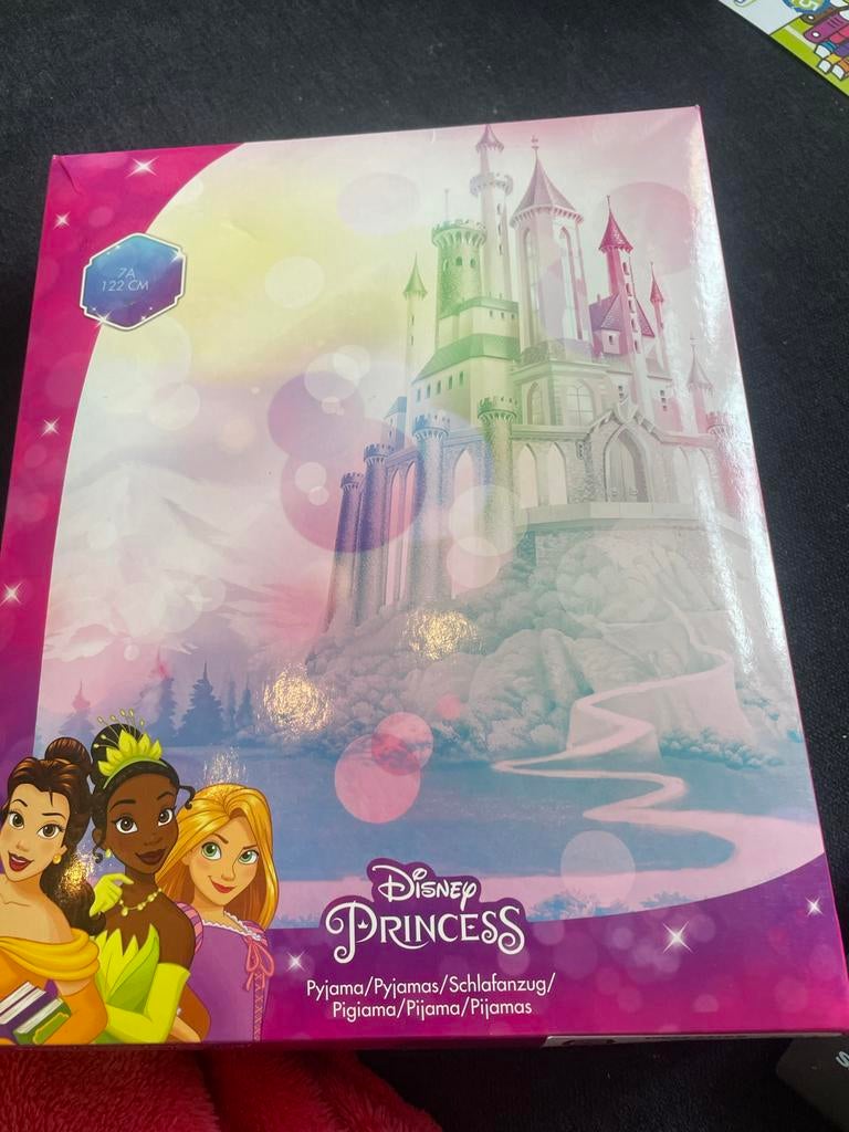Nieuwe Disney Princess Pyjama Maat 122 cm, Ophalen of Verzenden, Nieuw, Meisje