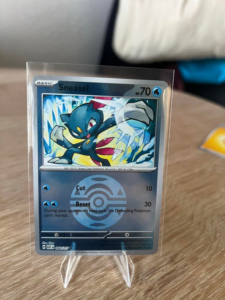 Pokémon Kaart Sneasel 044/217 - Asc Pokeball, Ophalen of Verzenden, Zo goed als nieuw, Losse kaart