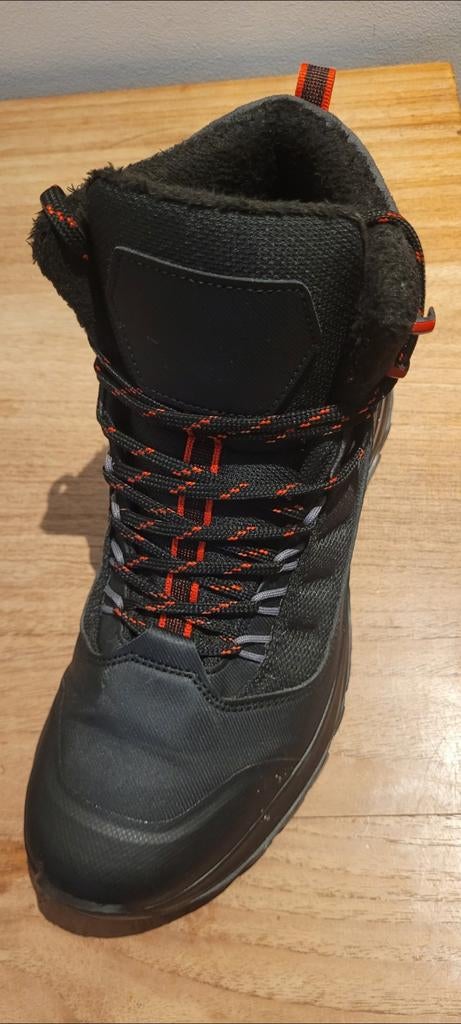 Quechua Wandelschoenen - Maat 41 - Zwart, Kleding | Heren, Schoenen, Quechua, Zwart, Ophalen of Verzenden, Zo goed als nieuw