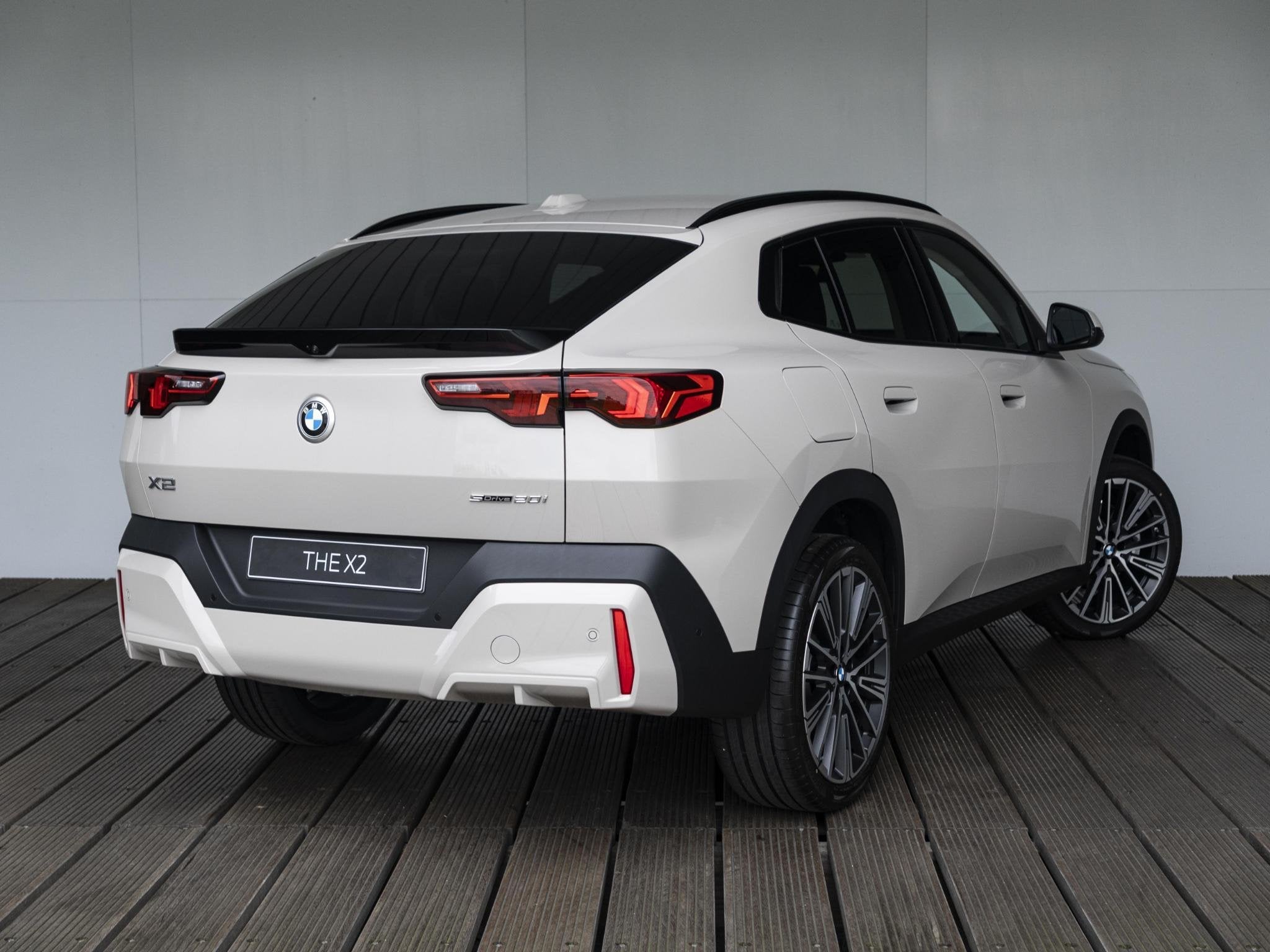BMW X2 sDrive20i | Equipment Pack | Comfort Pack, Auto's, Stuurwielverwarming, 156 pk, 1545 kg, Bedrijf
