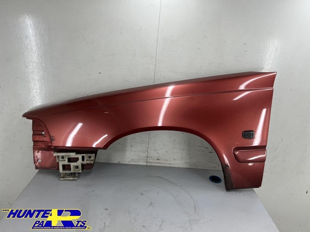 Voorscherm links rood 445-26 Volvo V70/S70 ('97-'00), Gebruikt, Ophalen of Verzenden, Volvo