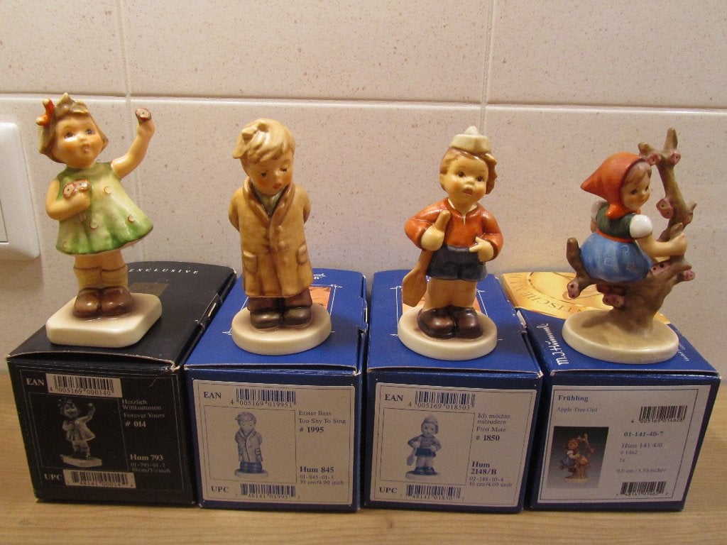 Hummel 9 - 10 cm, Ophalen of Verzenden, Zo goed als nieuw, Hummel