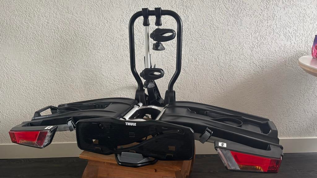 Thule EasyFold XT 933 trekhaak en kantelbaar.1 x gebruikt, Brede banden, Ophalen of Verzenden, Zo goed als nieuw, 2 fietsen