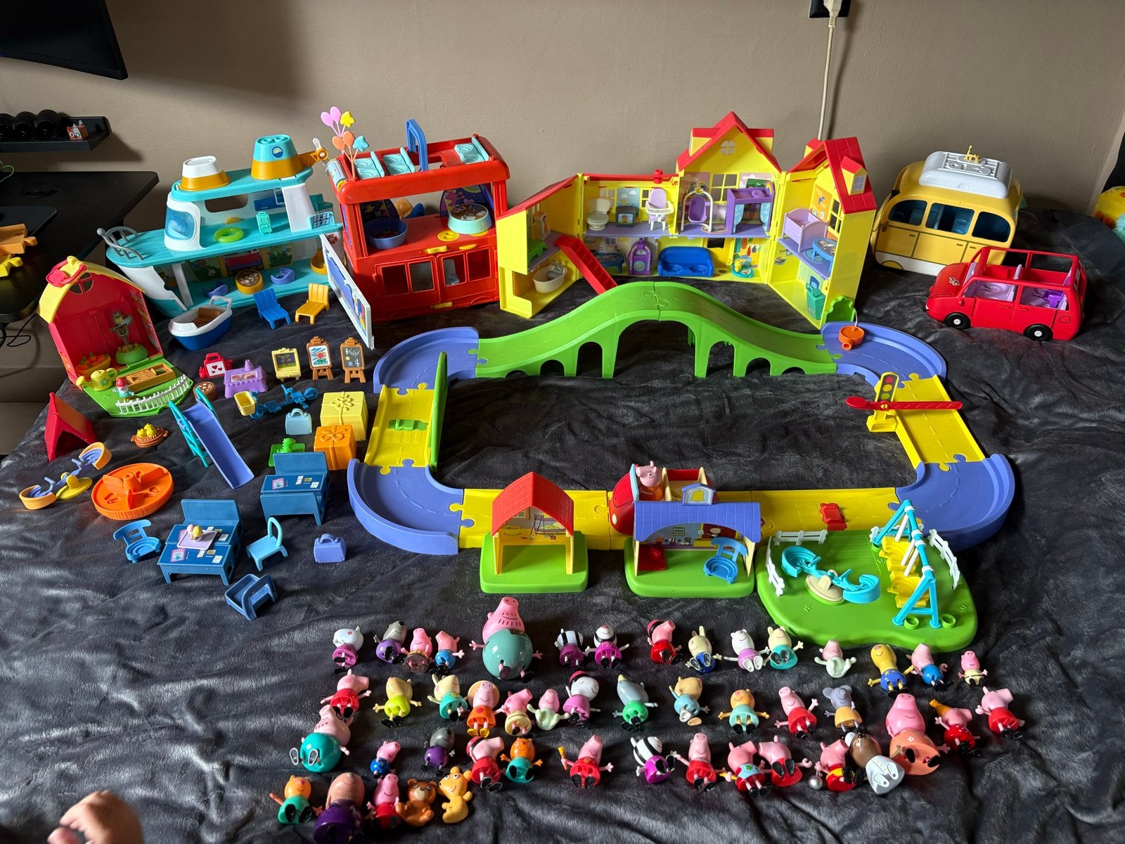 Grote Peppa Pig Speelgoed Collectie: Huis, Voertuigen & Figu, Ophalen, Gebruikt, Jongen of Meisje