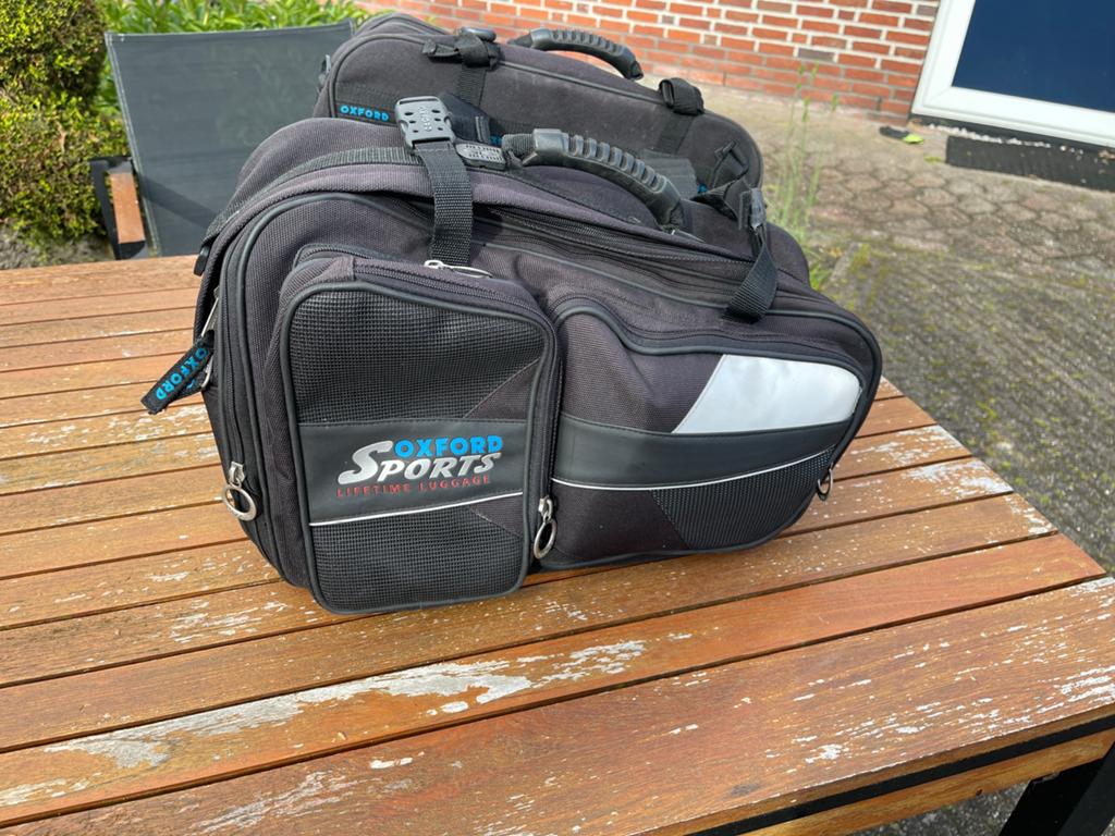 Oxford Sports Zwarte Motortassen met Regenhoezen, Ophalen, Gebruikt