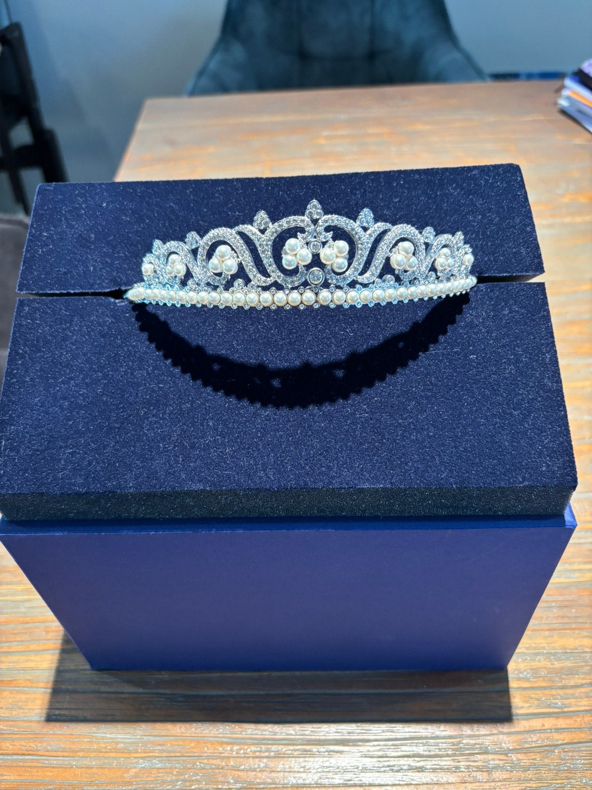 Swarovski Tiara, Verzamelen, Ophalen, Zo goed als nieuw