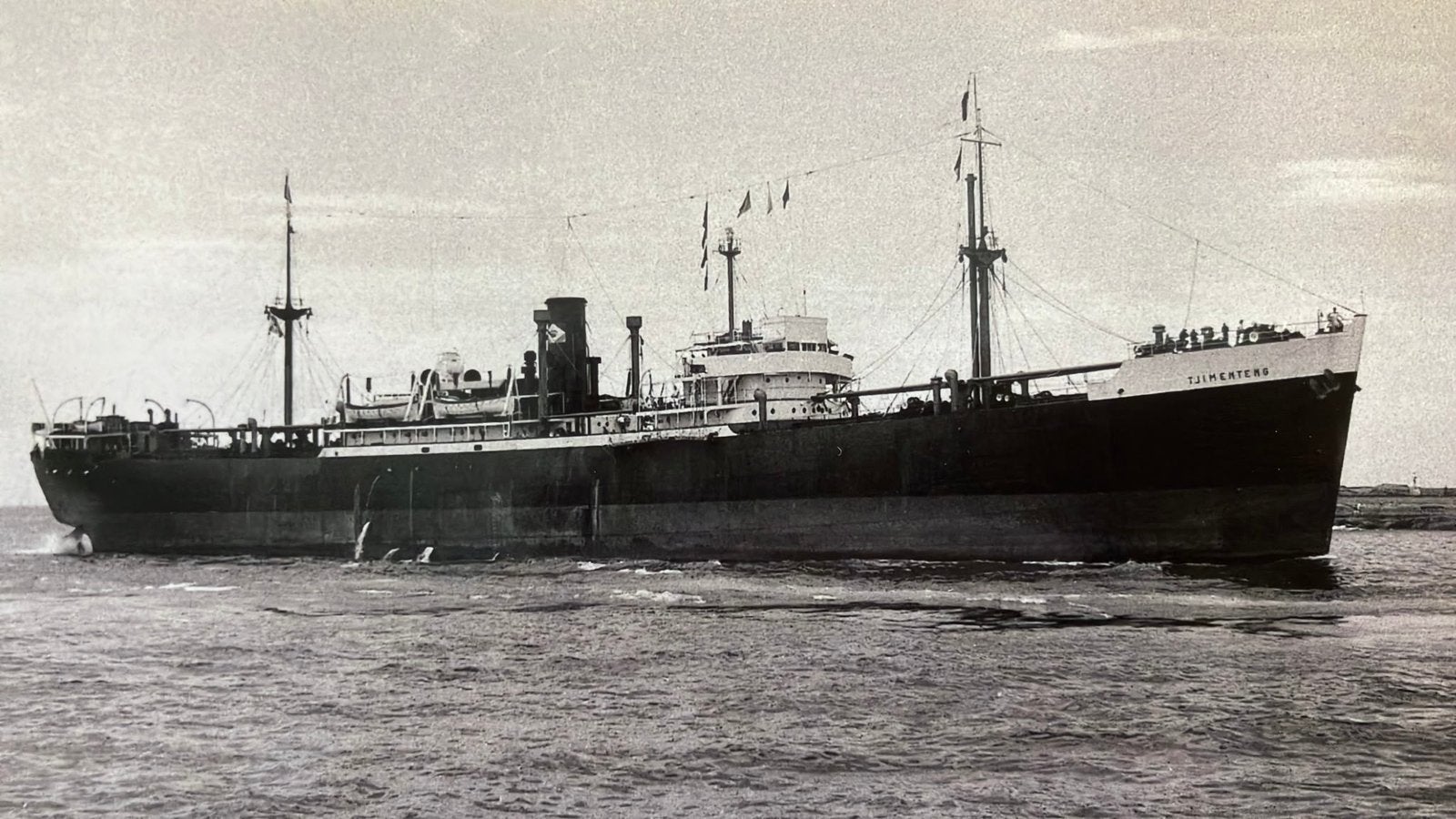TJIMENTENG   KJCPL  Empire  1947-1963  KJCPL, Ophalen of Verzenden, Zo goed als nieuw, Boek of Tijdschrift