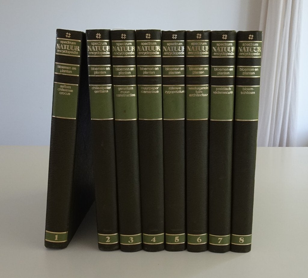 8 x Spectrum Natuur Encyclopedie: Bloemen en Planten - 1978, Boeken, Encyclopedieën, Ophalen, Zo goed als nieuw, Bloemen en Planten