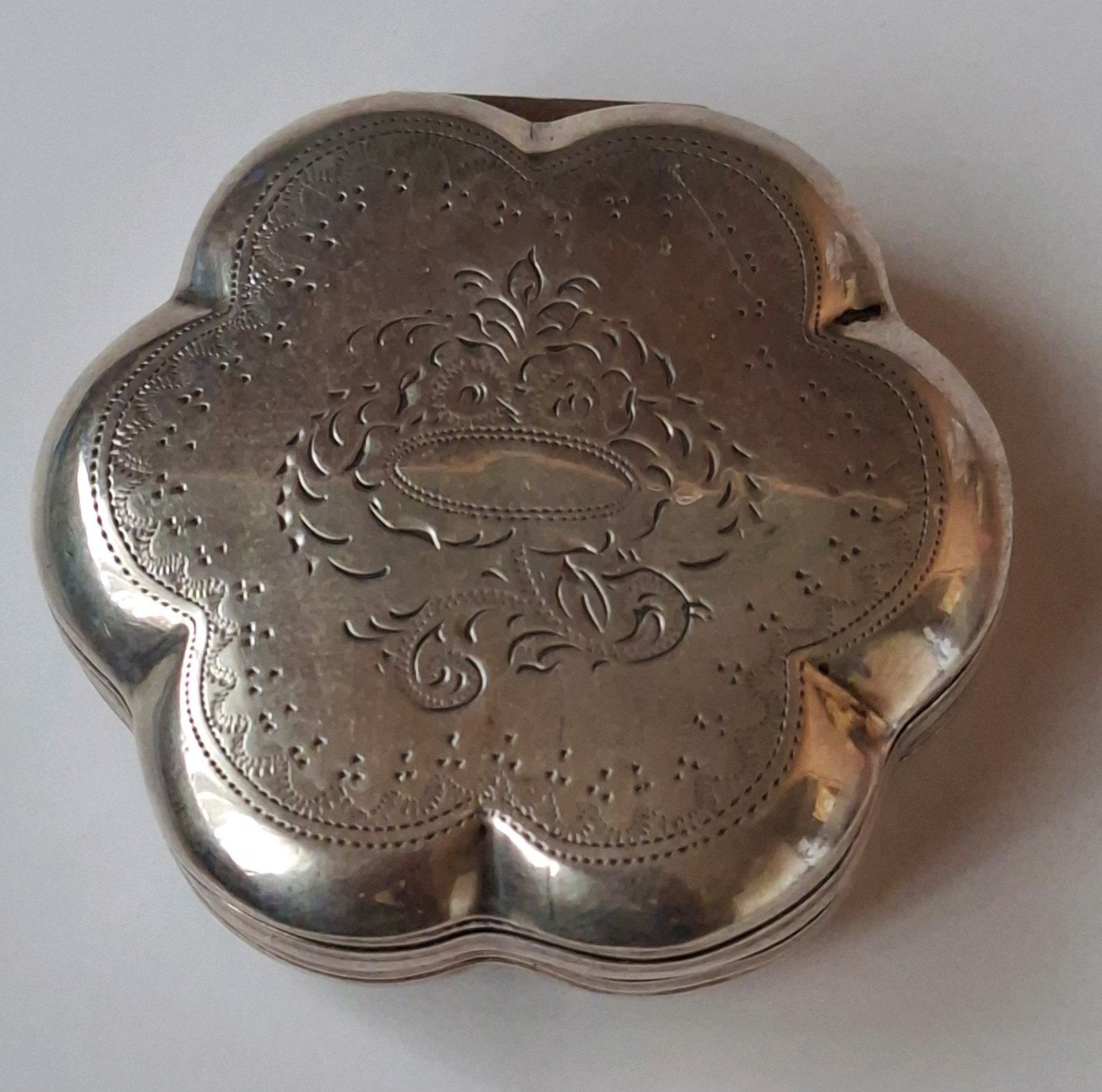 antiek uit 1873 hollands zilver pepermuntdoosje pillendoosje, Antiek en Kunst, Ophalen, Zilver