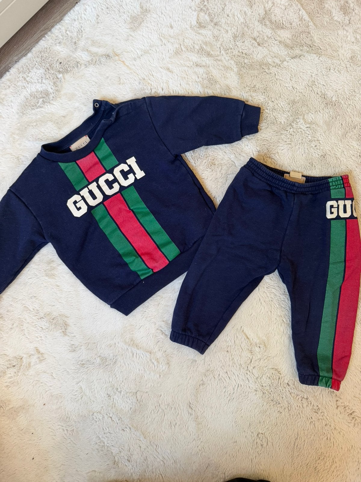 Gucci joggingpak maat 9/12 maanden marineblauw, Verzenden, Gebruikt, Jongetje, Setje