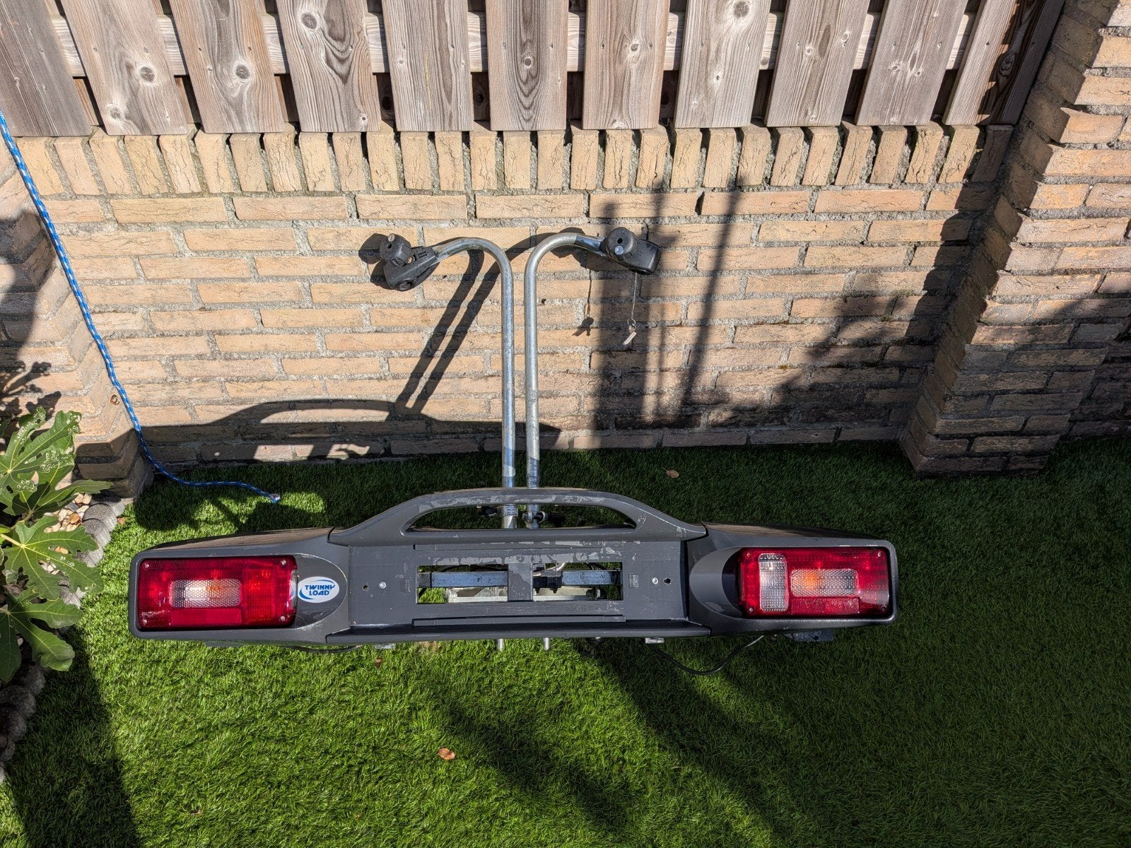 Trekhaak fietsendrager met adapter en 2 sleutels, Ophalen, 2 fietsen, Gebruikt, Trekhaakdrager