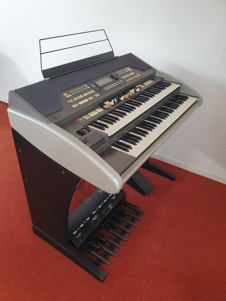 Hammond orgel XE 2, onderstel, pedalen XPK-100, volumepedaal, Muziek en Instrumenten, Ophalen, Gebruikt, 2 klavieren, Hammondorgel